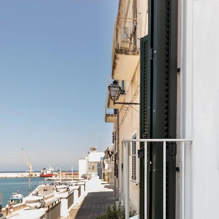 A la muràgghje A Monopoli Exterior foto