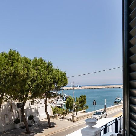 A la muràgghje A Monopoli Exterior foto